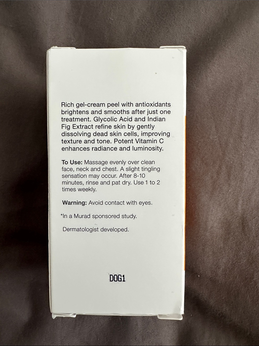 Murad Intensive-C Radiance Peel — Orange and White Pack - Picture 3 of 7